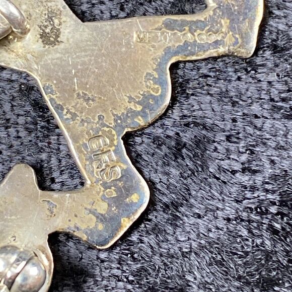 Vintage EFS Sterling Sliver 3 Children Holding Hands Brooch Dangle Legs Teacher - Picture 7 of 7